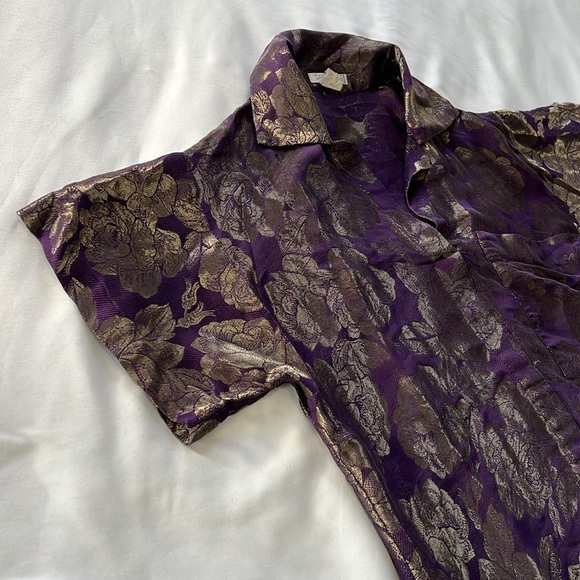 Vintage 90s Tahari Silk Blend Purple Blouse with Gold Flowers - Picture 9 of 9